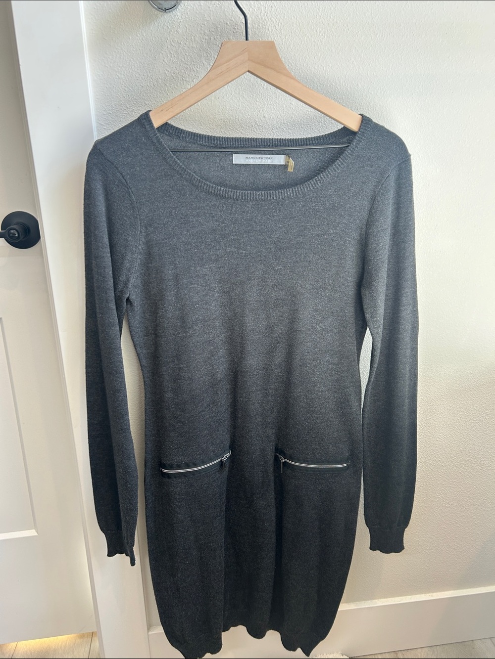 Gray Long-Sleeve Knit Dress with Zip Pockets